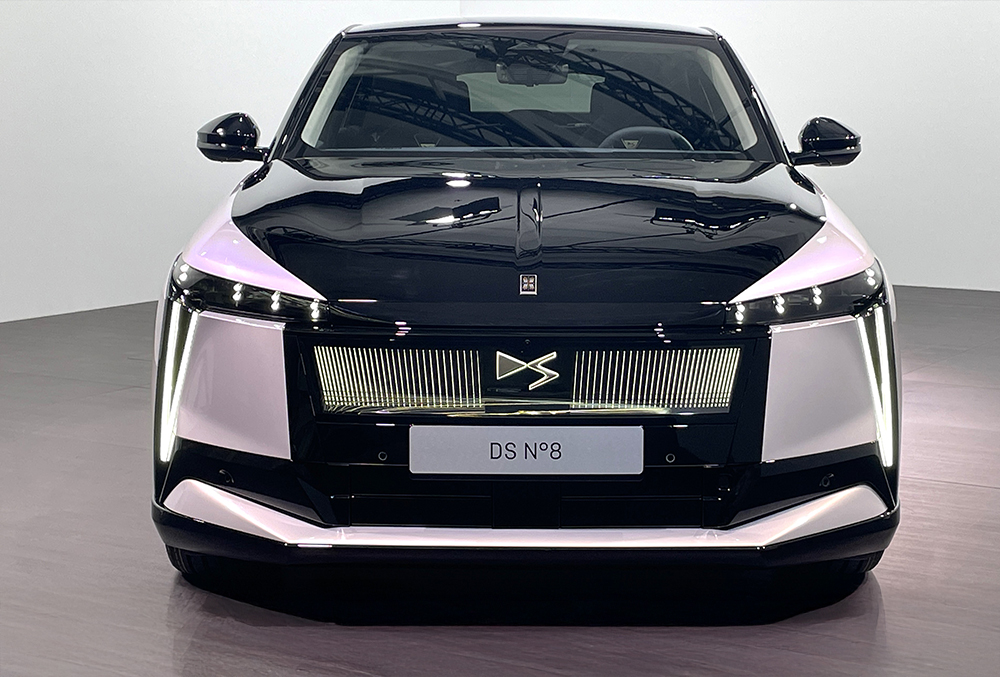 Une possible variante hybride pour la DS N°8 ?